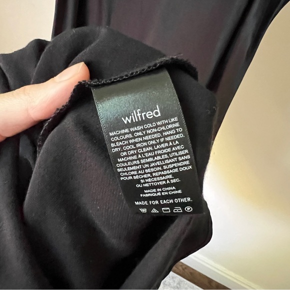 (SOLD ON FB) ARITZIA WILFRED Slip Satin Midi Dress - Picture 7 of 8